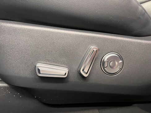 Used 2026 Lincoln Nautilus Premier w/ Equipment Group 102A image 30