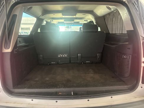 Used 2013 Chevrolet Suburban LT AWD/4WD image 17