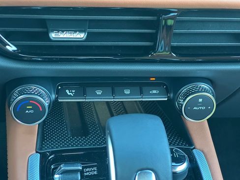 New 2026 Lotus Emira SE image 17