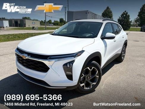 New 2026 Chevrolet Trax LT w/ Driver Confidence Package FWD image 1