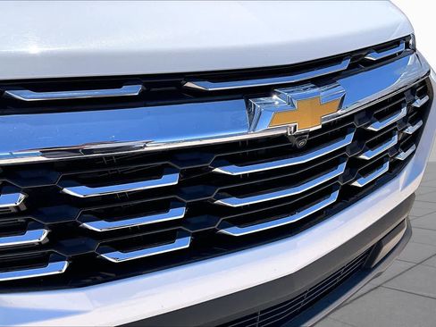Used 2025 Chevrolet Equinox LT w/ Convenience Package II FWD image 28