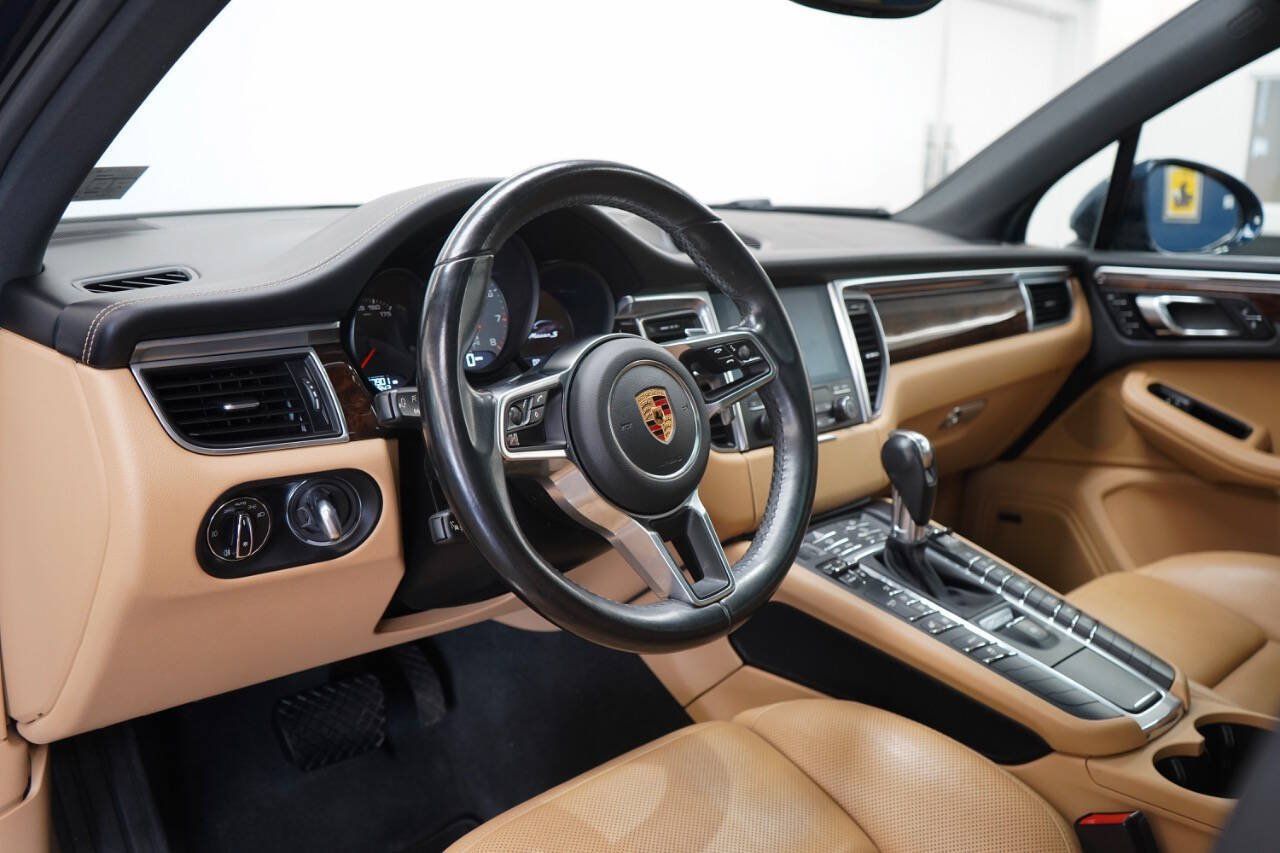 Used 2018 Porsche Macan S AWD/4WD image 42