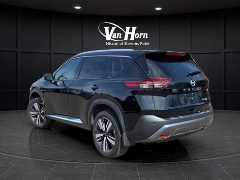 Used 2023 Nissan Rogue SL w/ SL Premium Package image 8