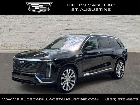 Used 2026 Cadillac Vistiq Premium Luxury AWD/4WD image 1