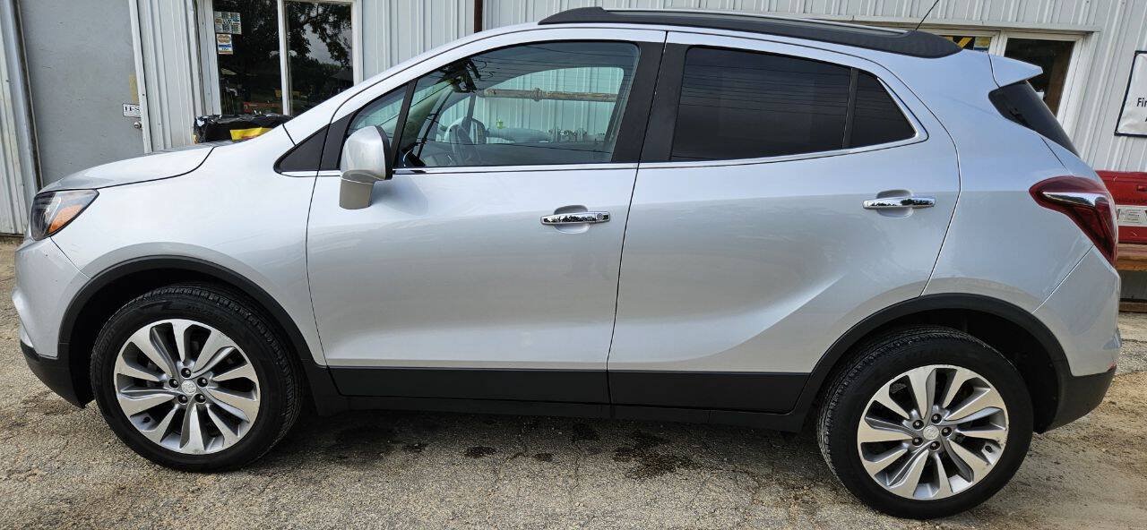 Used 2020 Buick Encore Preferred AWD/4WD image 12