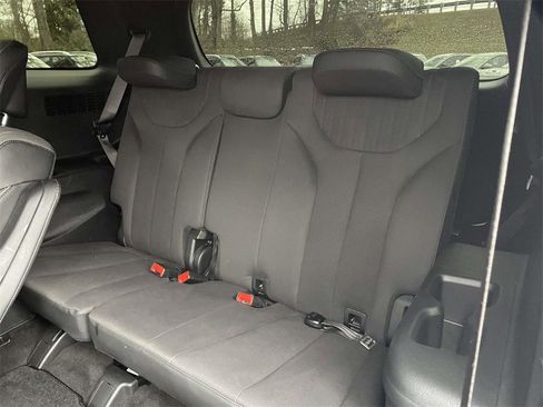 Used 2024 Hyundai Palisade Calligraphy image 12