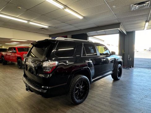 Used 2014 Toyota 4Runner Limited image 5