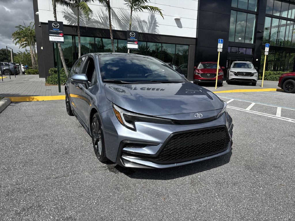 Used 2024 Toyota Corolla SE FWD image 7
