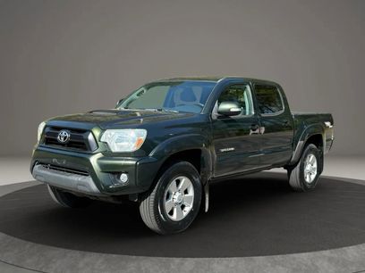 Used 2013 Toyota Tacoma 4x4 Double Cab w/ TRD Sport Pkg