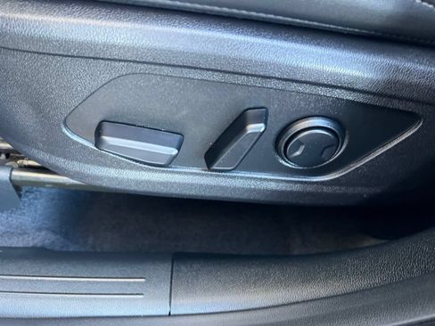 Certified 2023 Kia Sorento EX w/ Panoramic Sunroof Package FWD image 53