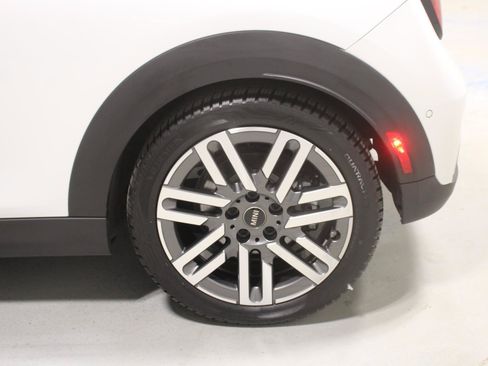Used 2026 MINI Cooper S FWD image 31