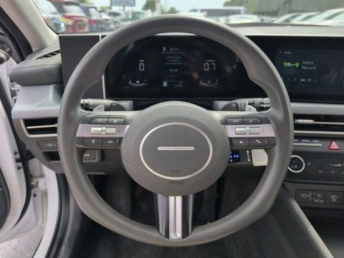 Used 2025 Hyundai Sonata SEL FWD image 22