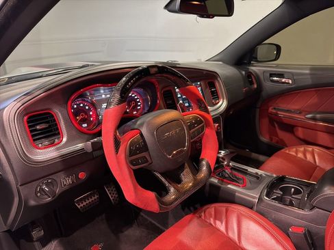 Used 2020 Dodge Charger SRT Hellcat w/ Harman/Kardon Audio Group image 10