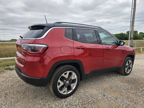 Used 2018 Jeep Compass Limited w/ Navigation Group AWD/4WD image 3