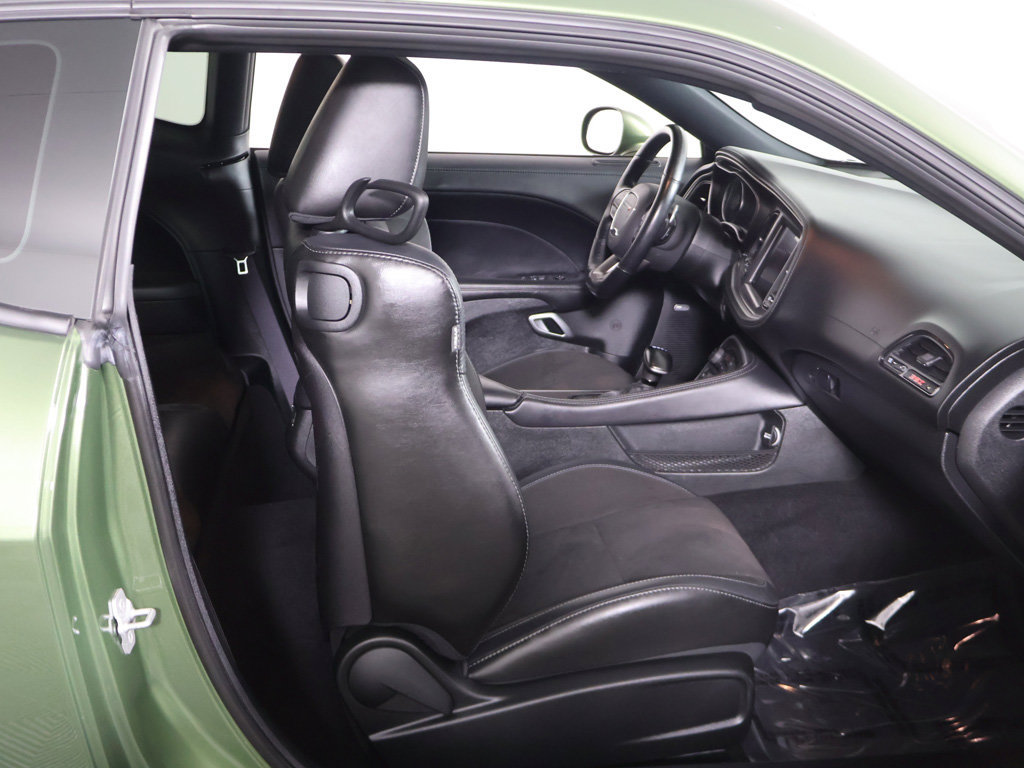 Used 2020 Dodge Challenger R/T Scat Pack w/ Dynamics Package RWD image 25