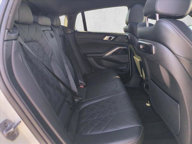 Used 2024 BMW X6 xDrive40i w/ Premium Package AWD/4WD image 21