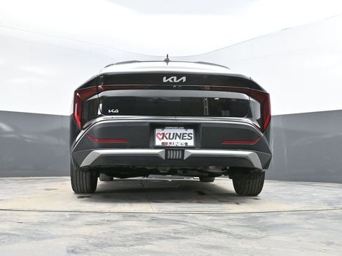 Used 2025 Kia K4 LXS image 22