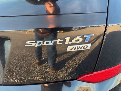 Used 2016 Hyundai Tucson Sport image 8
