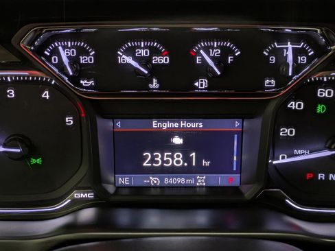 Used 2022 GMC Sierra 2500 SLE w/ SLE Convenience Package image 28