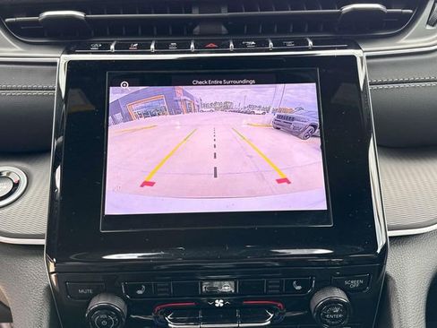 New 2025 Jeep Grand Cherokee L Altitude image 20