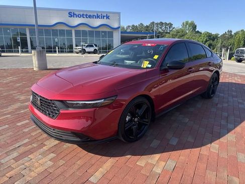 Used 2024 Honda Accord Sport image 1