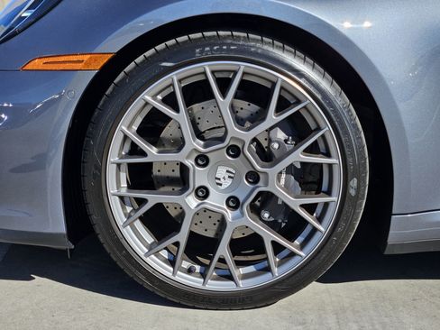 Certified 2025 Porsche 911 Carrera image 14