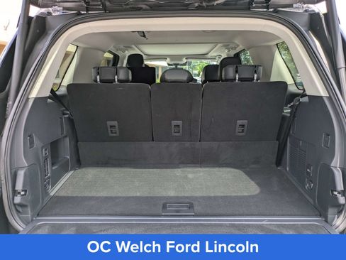 Certified 2026 Lincoln Navigator Reserve AWD/4WD image 7