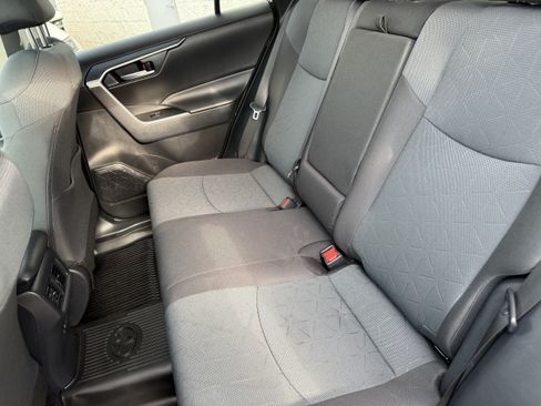 Used 2025 Toyota RAV4 XLE w/ Convenience Package AWD/4WD image 26