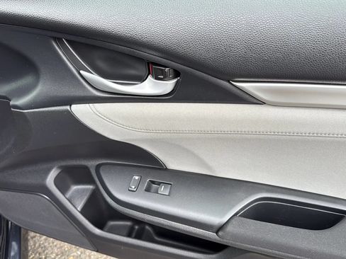Used 2020 Honda Civic EX image 20