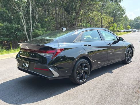New 2026 Hyundai Elantra Sport FWD image 6
