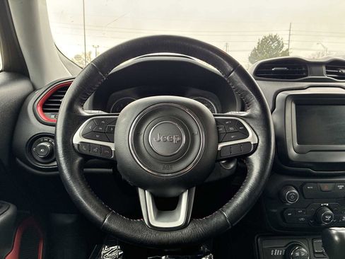 Certified 2018 Jeep Renegade Trailhawk w/ Cold Weather Group II image 11