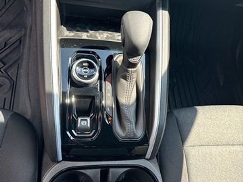 Used 2025 Chevrolet Colorado Trail Boss image 15