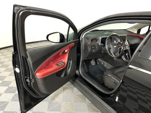 Used 2013 Chevrolet Volt Premium w/ Premium Trim Package FWD image 23