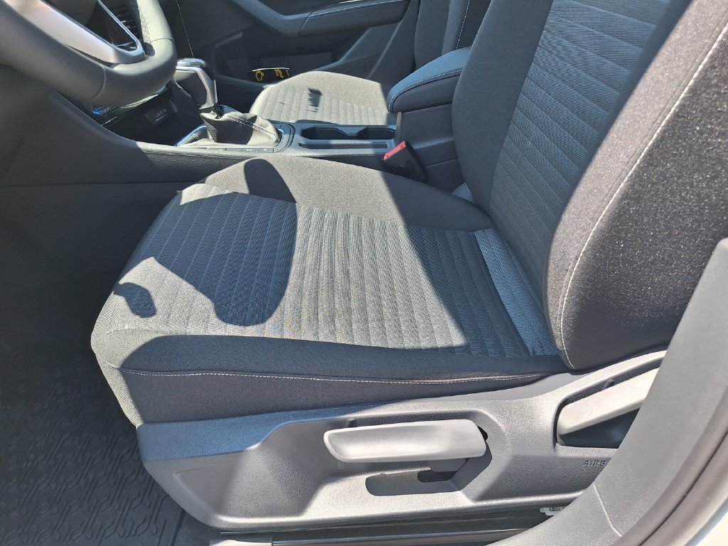 New 2027 Volkswagen Jetta S FWD image 16
