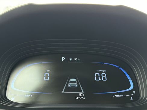Certified 2023 Hyundai Venue SE FWD image 16