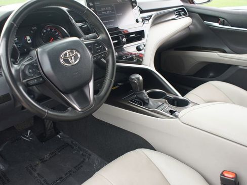 Used 2023 Toyota Camry XSE image 13