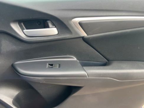 Used 2019 Honda Fit LX image 30