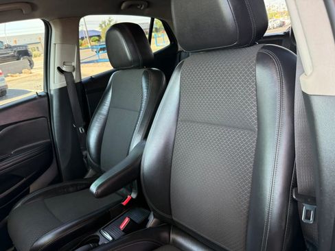 Used 2017 Buick Encore Preferred AWD/4WD image 39