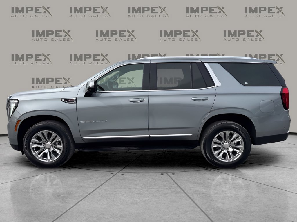 Used 2025 GMC Yukon Denali RWD image 2