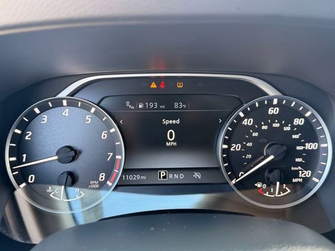 Used 2025 Nissan Frontier SV w/ SV Convenience Package RWD image 23