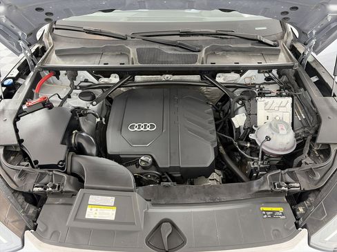 Certified 2024 Audi Q5 2.0T Premium Plus image 11
