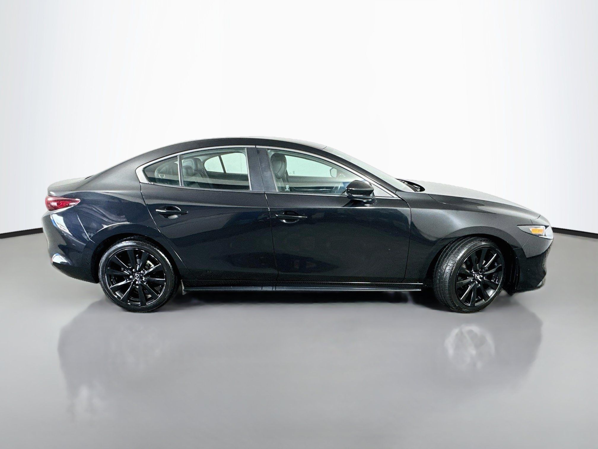Used 2024 MAZDA MAZDA3 s FWD image 8