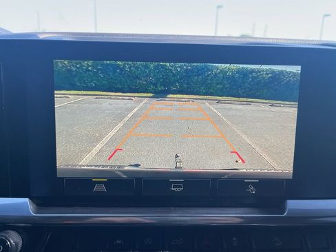 Used 2022 Chevrolet Silverado 1500 RST w/ All Star Edition Plus AWD/4WD image 17