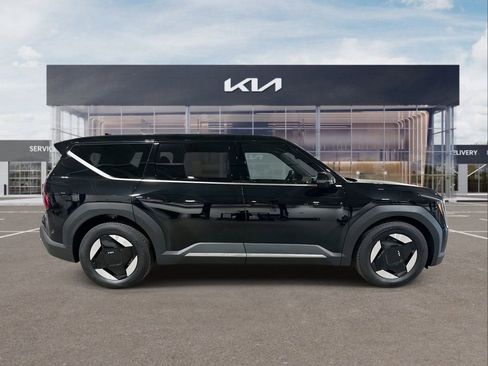 New 2026 Kia EV9 Light image 9
