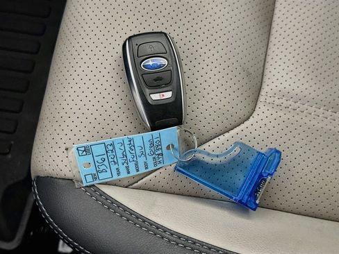 Used 2023 Subaru Forester Limited AWD/4WD image 36
