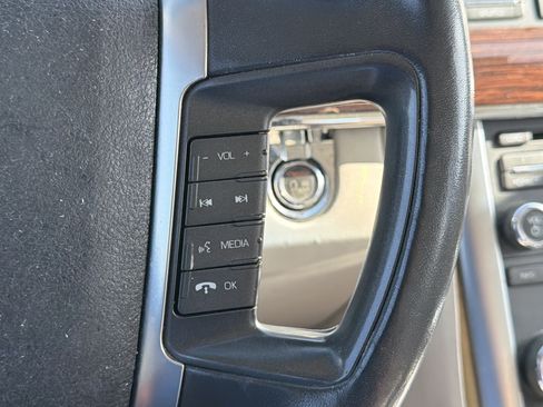 Used 2009 Lincoln MKS FWD image 15