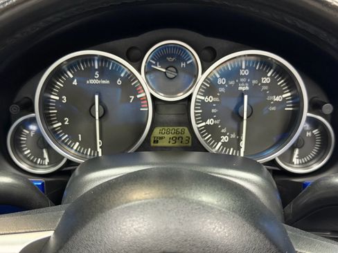 Used 2006 MAZDA MX-5 Miata Sport image 27