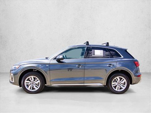 Used 2023 Audi Q5 2.0T Premium w/ Convenience Package AWD/4WD image 8