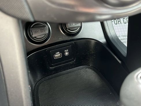 Used 2017 Hyundai Santa Fe SE w/ SE Ultimate Tech Package 03 image 23