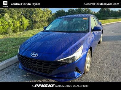 Used 2023 Hyundai Elantra SE